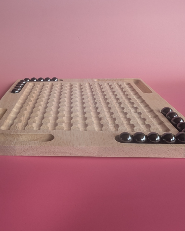 Les Boules Magnétiques