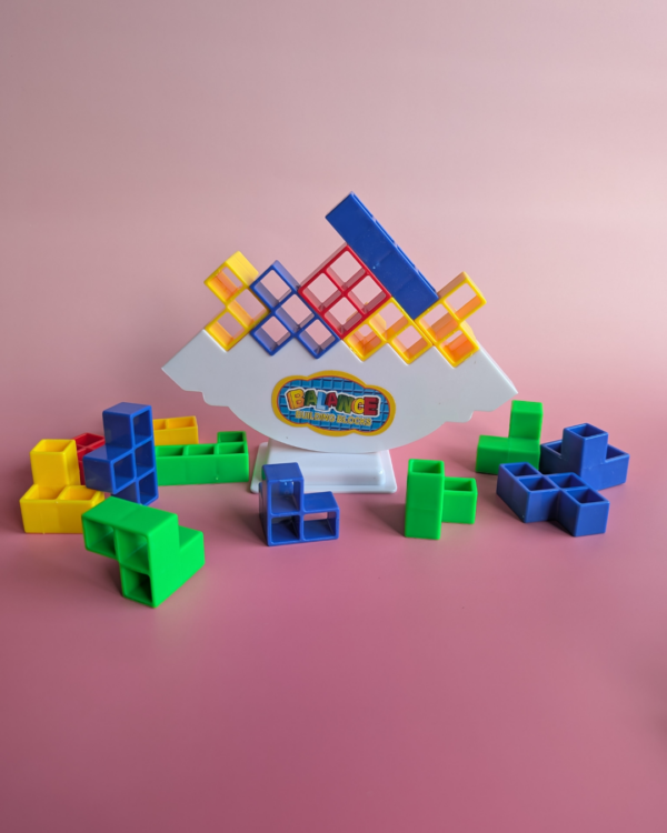 Le Jeu d’Équilibre